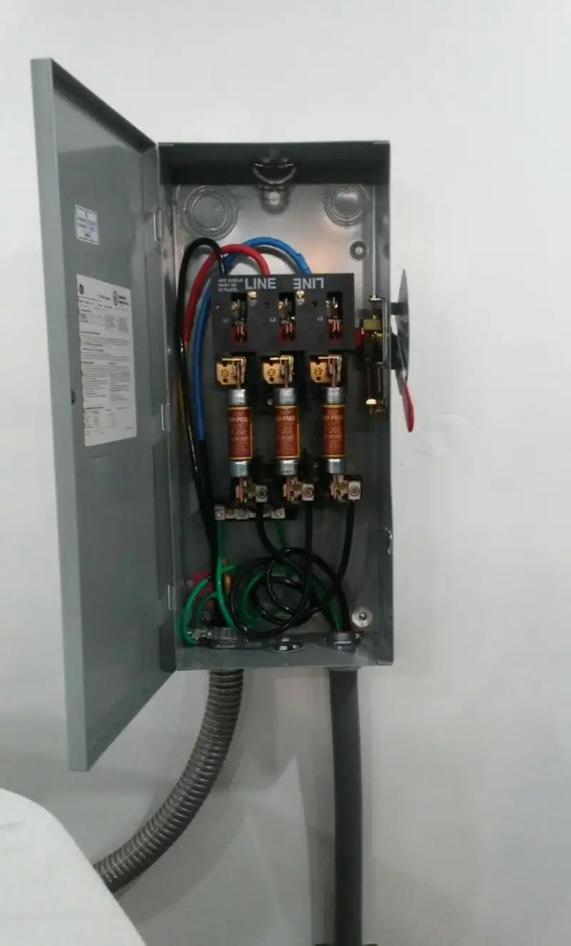 Three-phase disconnect switch installed for Electrical Wiring & Rewiring in Berne
